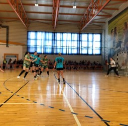 CSU Oradea a încheiat sezonul cu o înfrângere