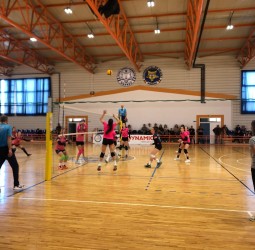 Voleibalistele de la CSU Oradea leagă victoriilor