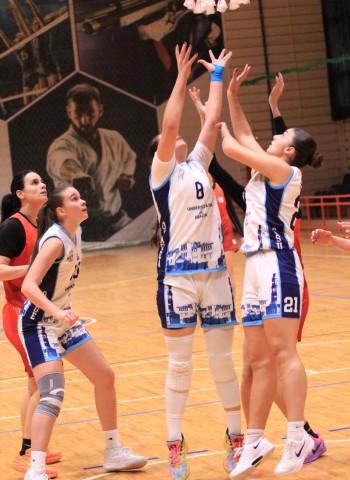 Victorie fără istoric pentru CSU Oradea!
